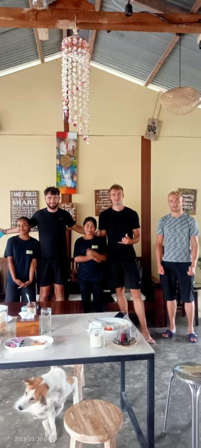 A-Manta Homestay ลาบวนบาโจ ภายนอก รูปภาพ