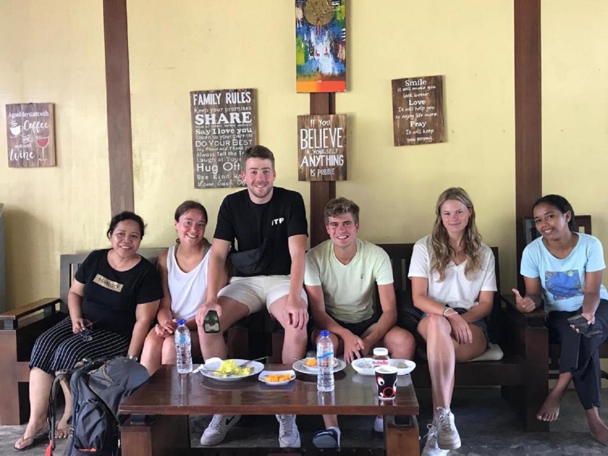 A-Manta Homestay ลาบวนบาโจ ภายนอก รูปภาพ